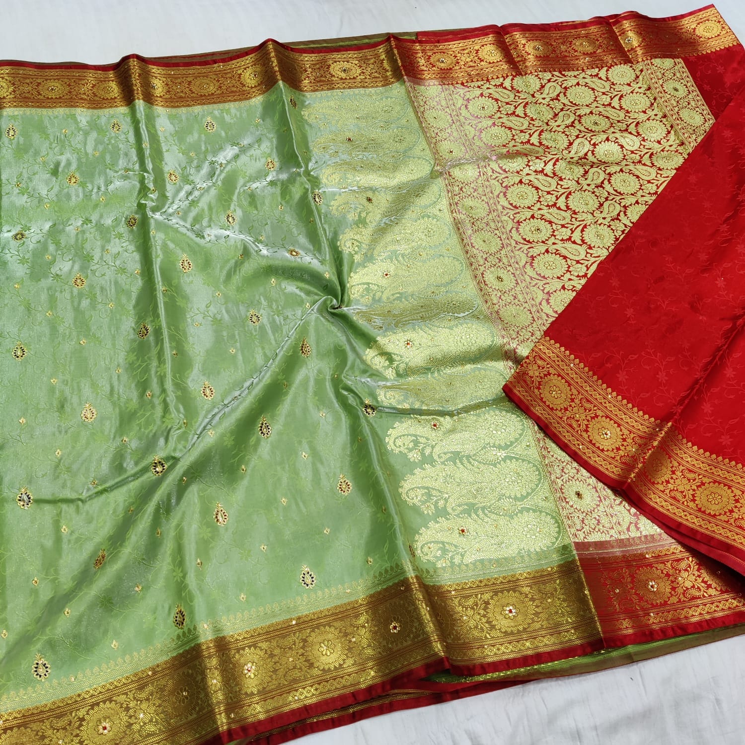 Soft Banarasi Silk Sarees_Lichen Soft Banarasi Silk Sarees_Lichen