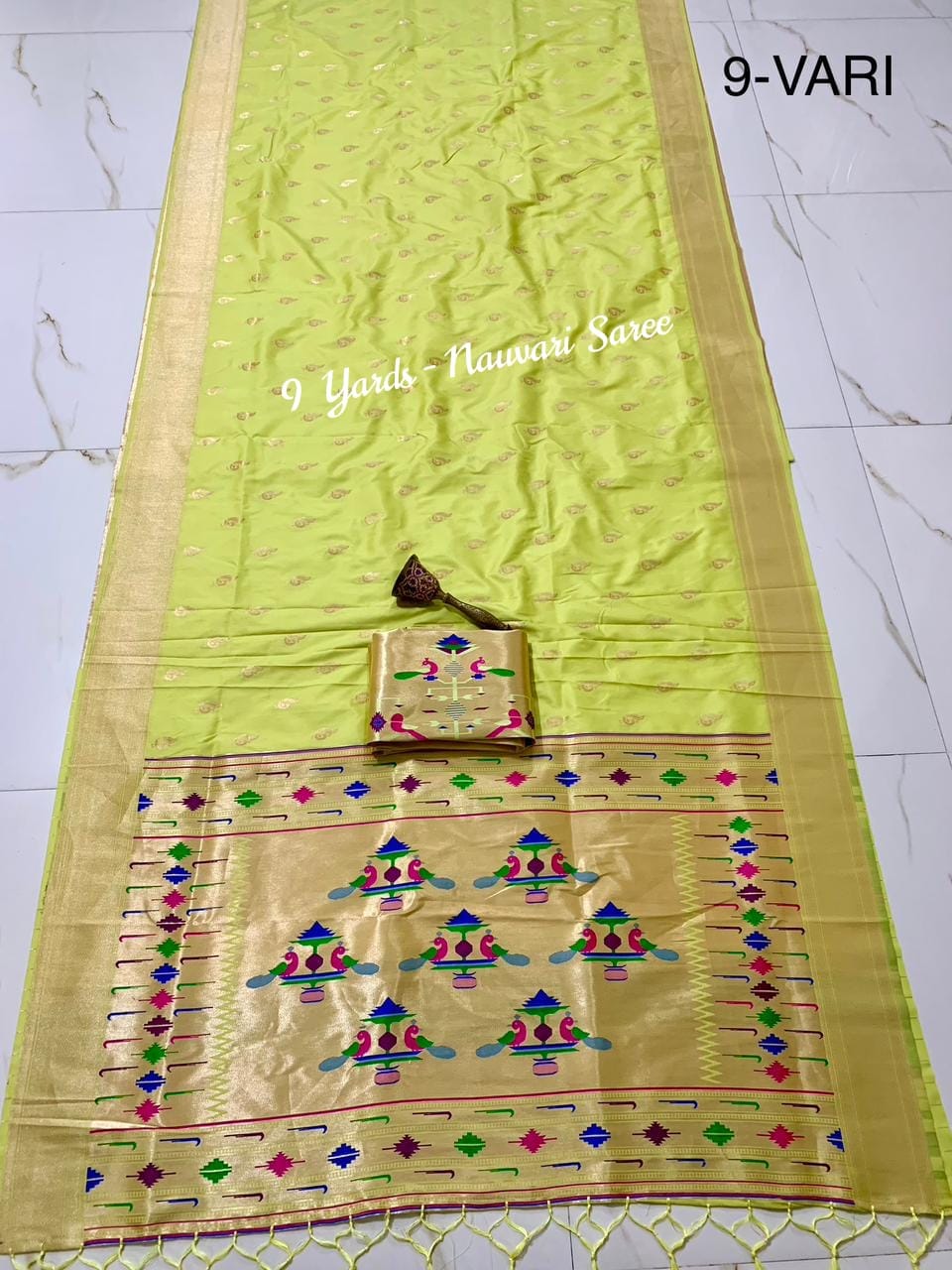 9 Yards Light Yellow Nauvari Paithani Saree 9 Yards Light Yellow Nauvari Paithani Saree
