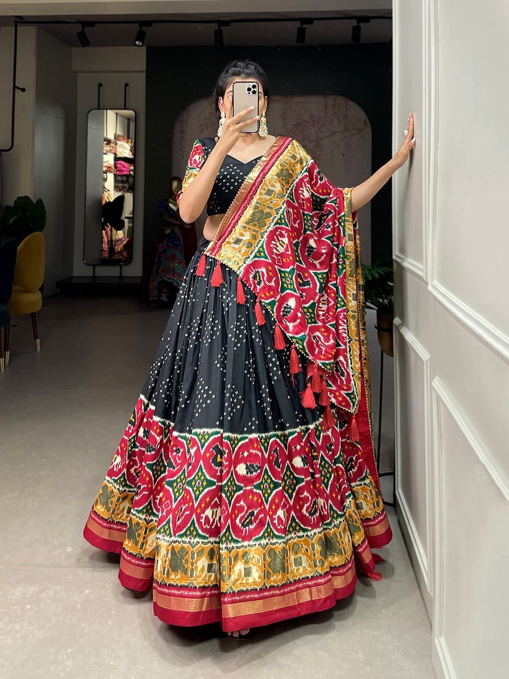 Tussar Silk Black Lehenga Choli (2) Tussar Silk Black Lehenga Choli (2)