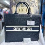 CHRISTIAN DIOR Handbag