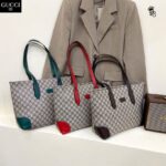 GUCCI Large Tote Bags