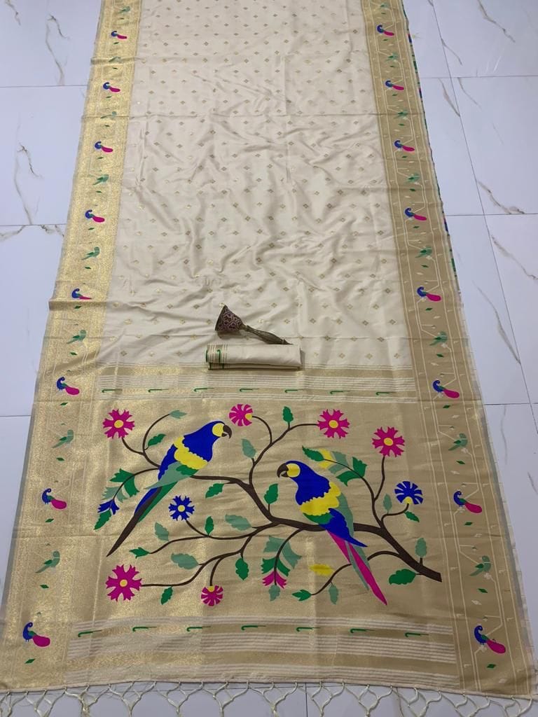 Women's Pure Soft Kanchivaram Paithani Saree White Product detail view 3