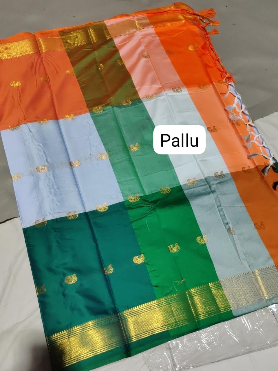 Experience Elegance with the 26 January Special Titanga Saree Pallu Experience Elegance with the 26 January Special Titanga Saree Pallu