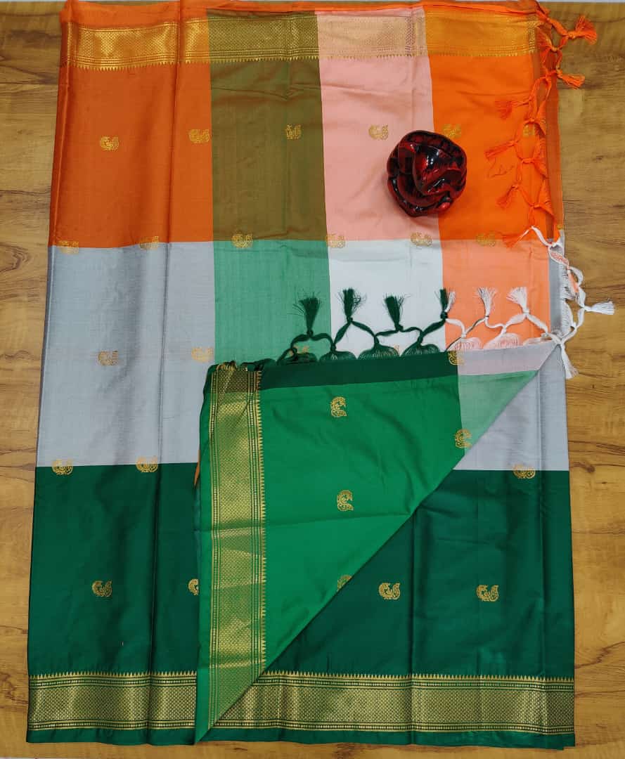 Experience Elegance with the 26 January Special Titanga Saree (4) Experience Elegance with the 26 January Special Titanga Saree (4)