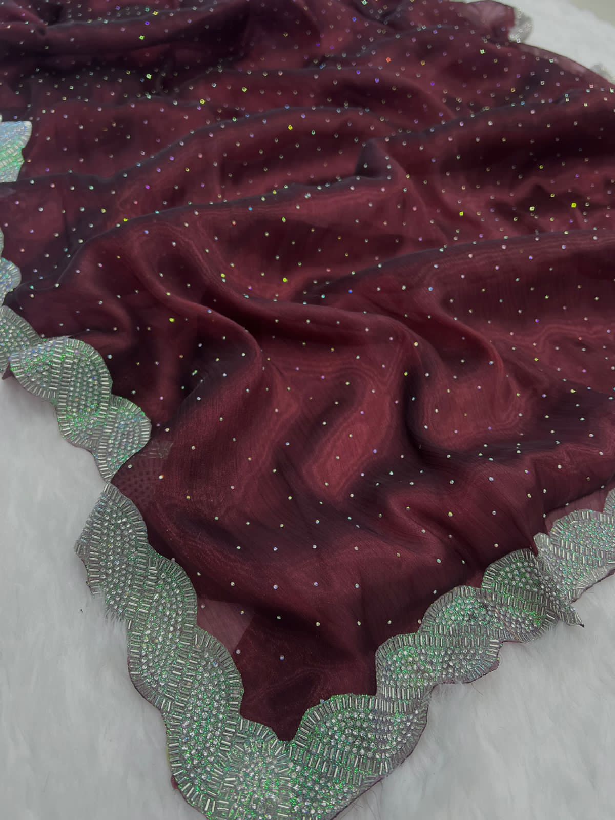 Premium Blooming Barbari Jimmy Chu Silk Saree Wine (3) Premium Blooming Barbari Jimmy Chu Silk Saree Wine (3)