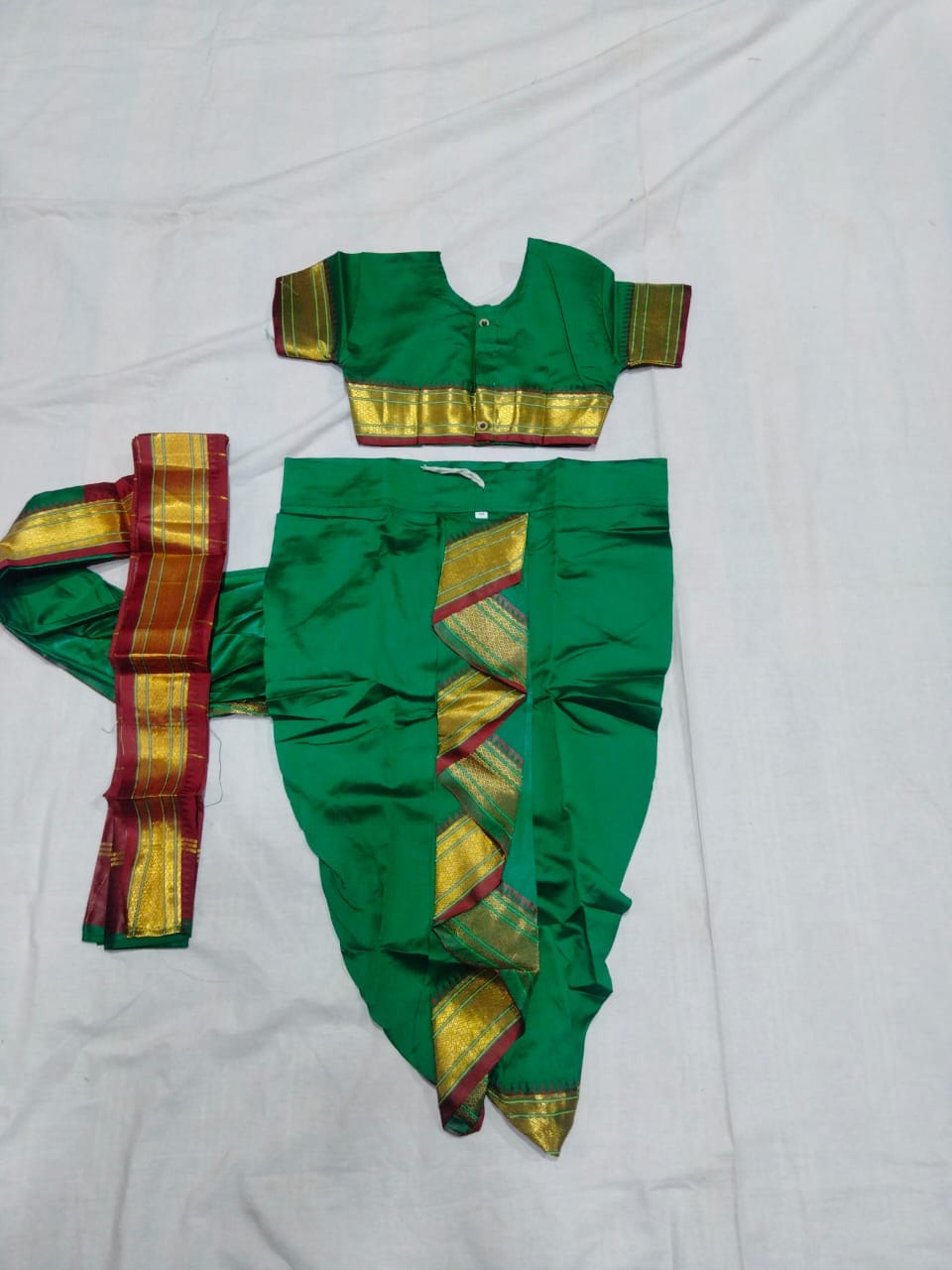 Kids Readymade Nauvari Saree Green Kids Readymade Nauvari Saree Green