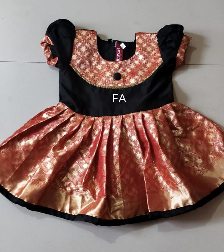 Padava Special Traditional Pattern Frock Black Padava Special Traditional Pattern Frock Black