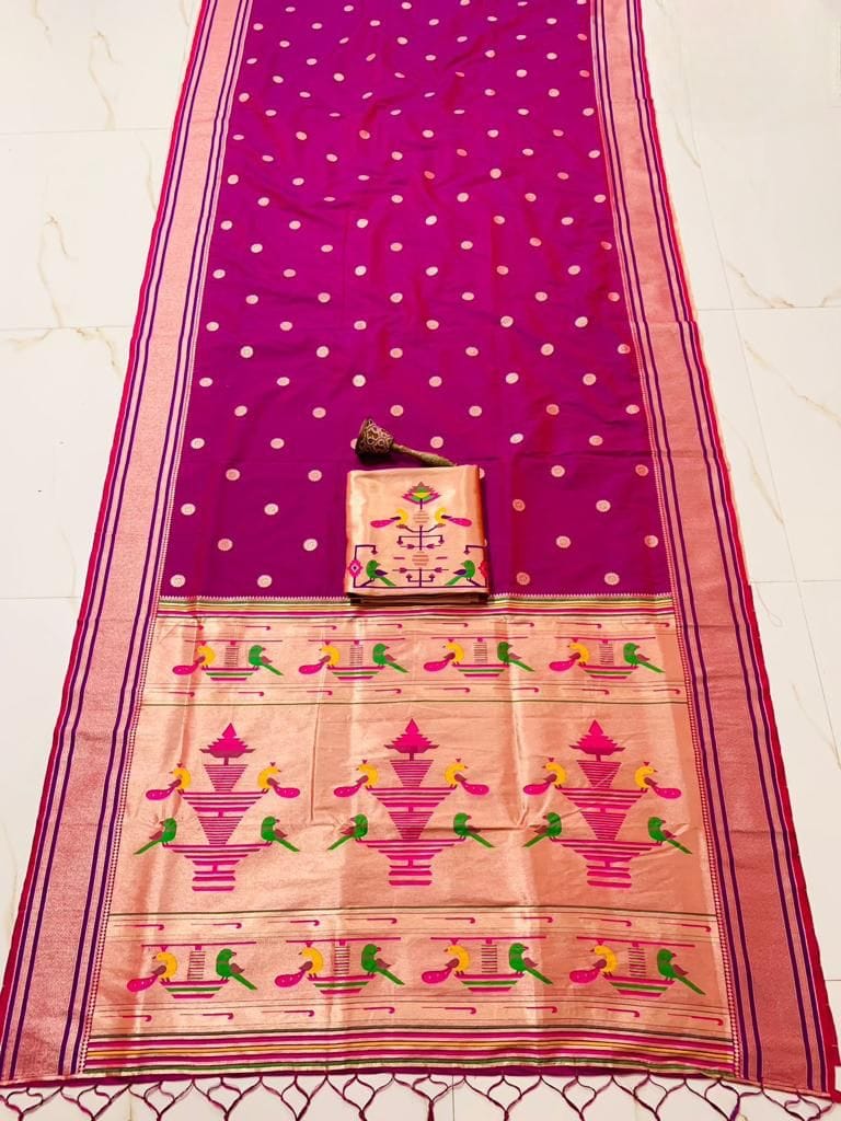 Nauvari Sadi - A Traditional Maharashtrian Attire Majanta-Red Nauvari Sadi - A Traditional Maharashtrian Attire Majanta-Red