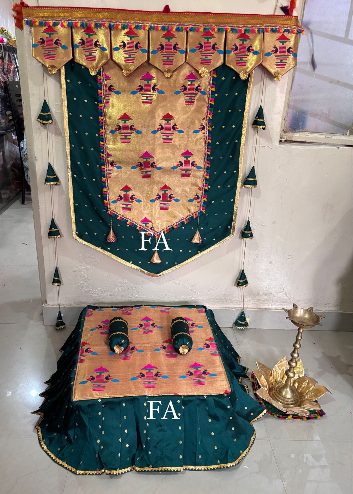Green Premium Paithani Backdrop and Chaurang Cover Combo D1 Green Premium Paithani Backdrop and Chaurang Cover Combo D1