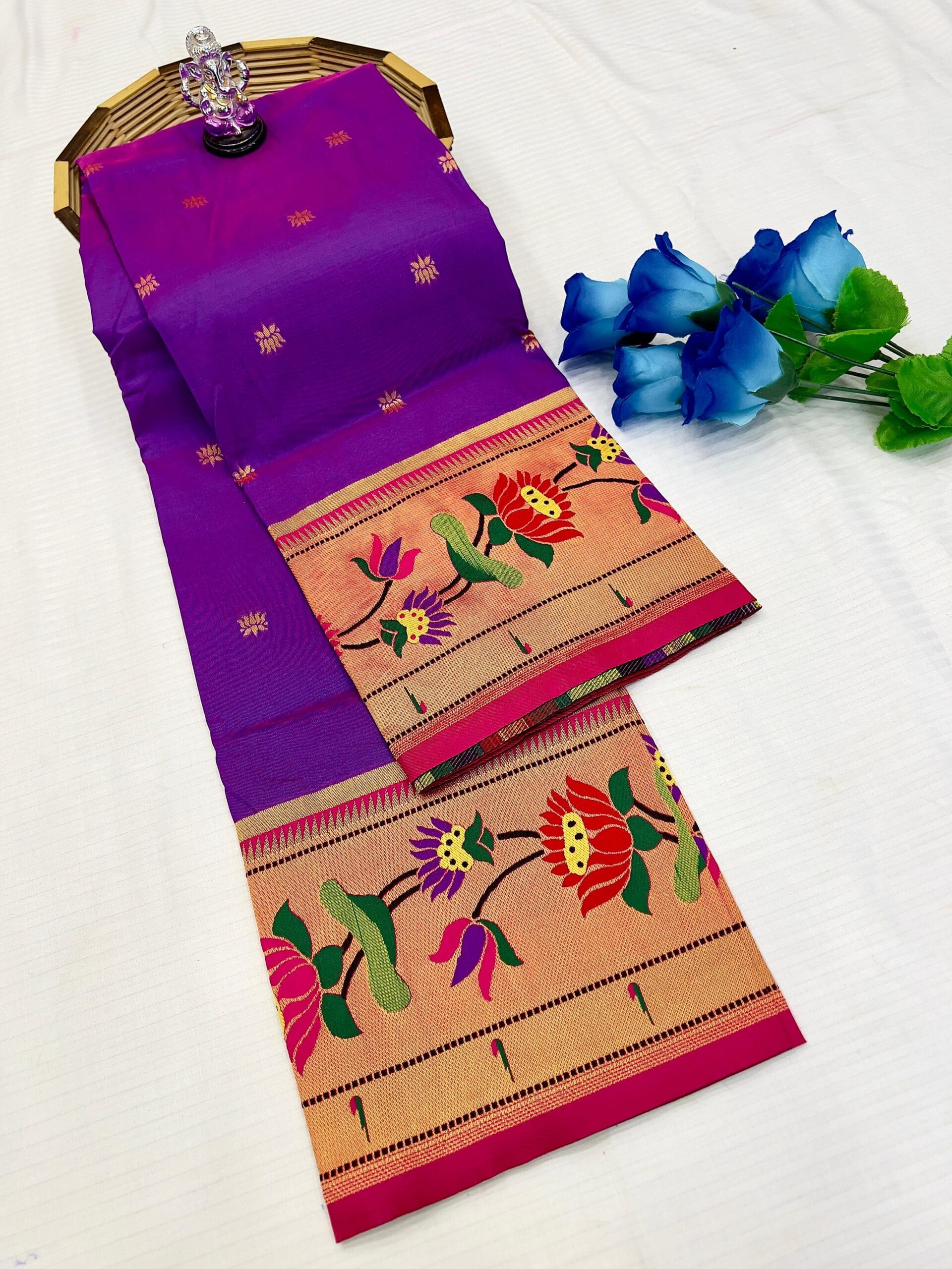 Premium Quality Lotus Paithani Dupatta Purple (2) Premium Quality Lotus Paithani Dupatta Purple (2)