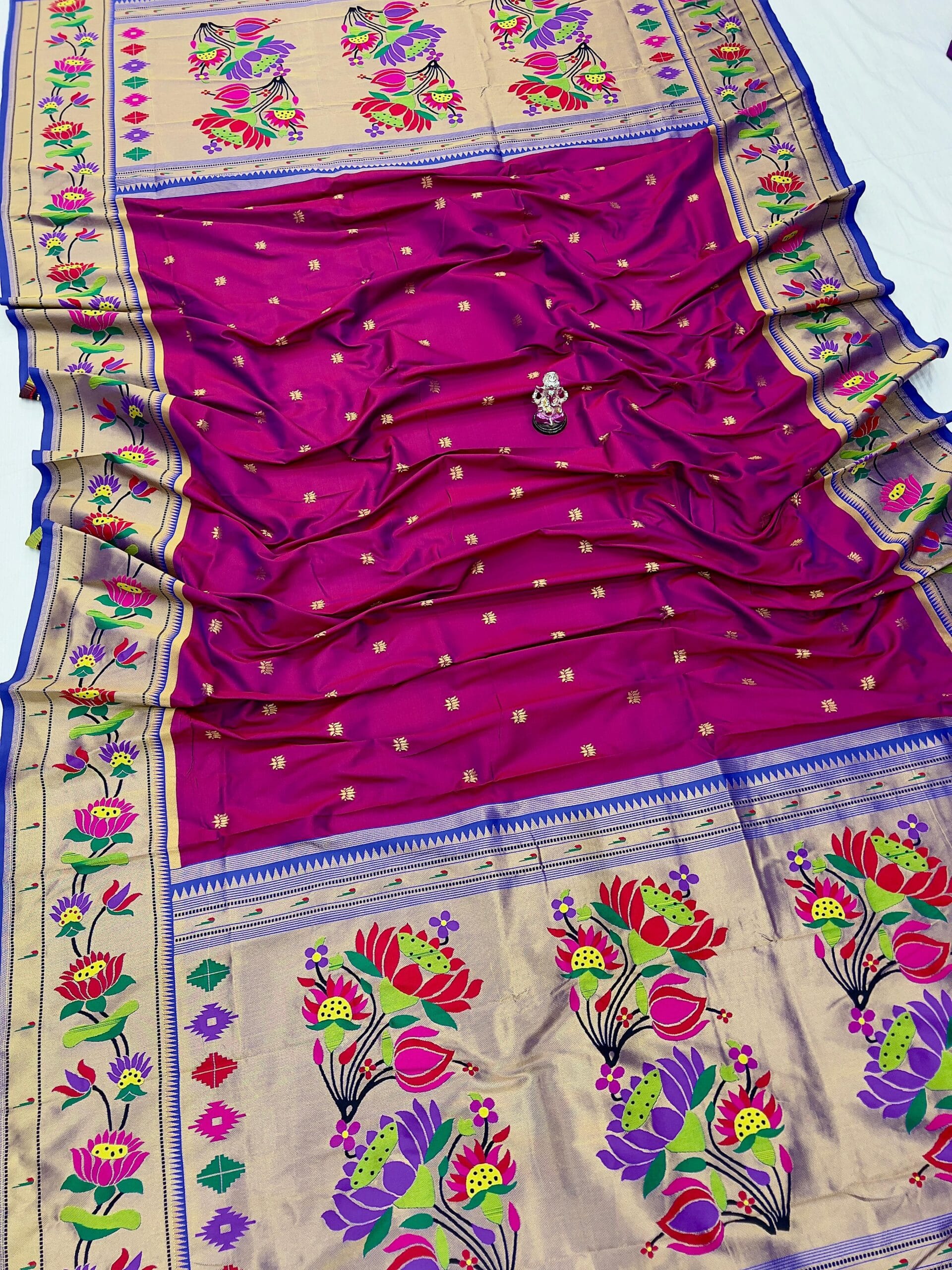 Premium Quality Lotus Paithani Dupatta Redish Magenta Premium Quality Lotus Paithani Dupatta Redish Magenta