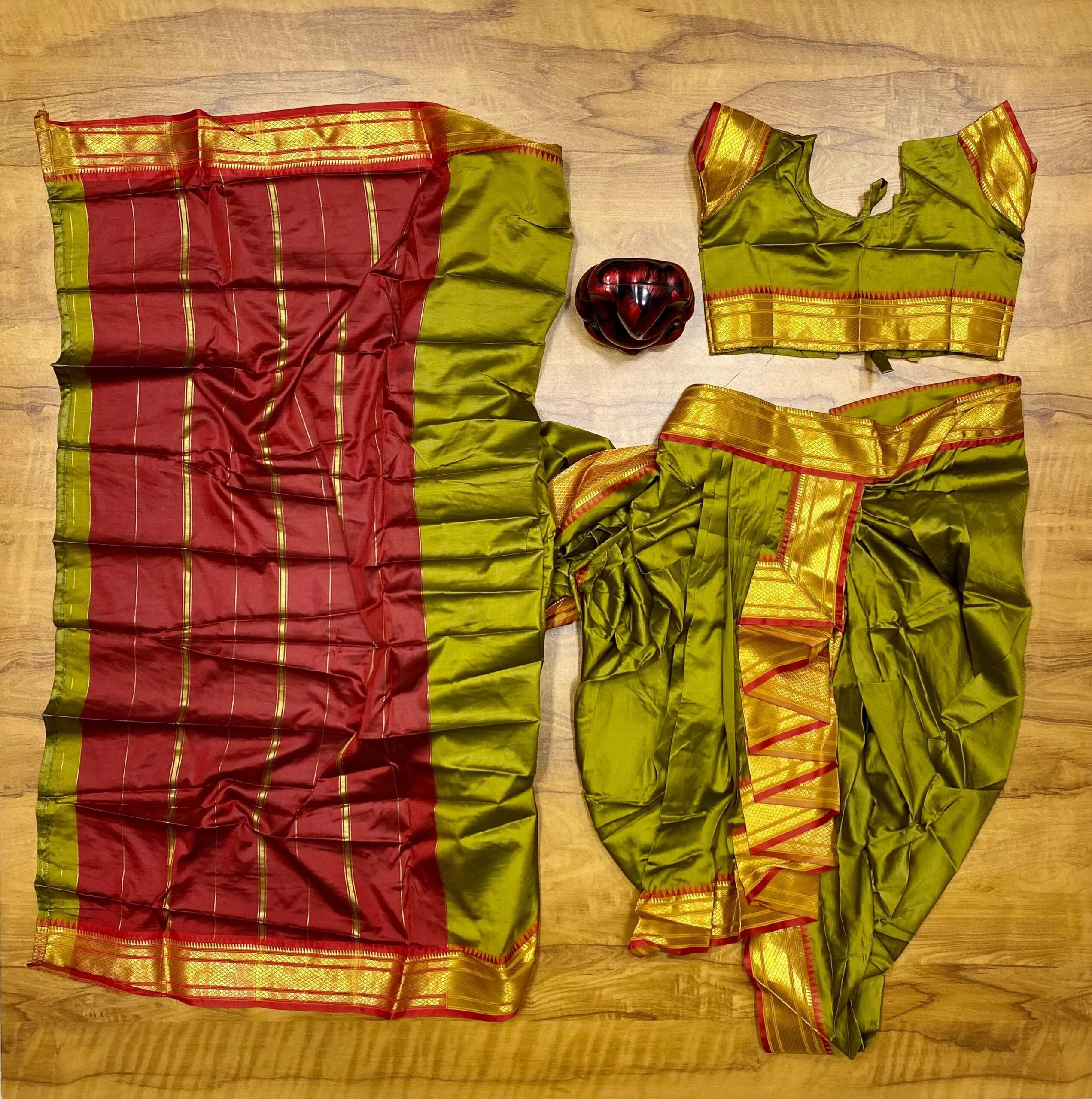 Mehendi Mahalaxmi gauri readymade nauvari saree