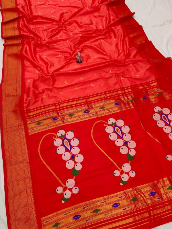 Nath Pallu Chandrakor Paithani Gajri