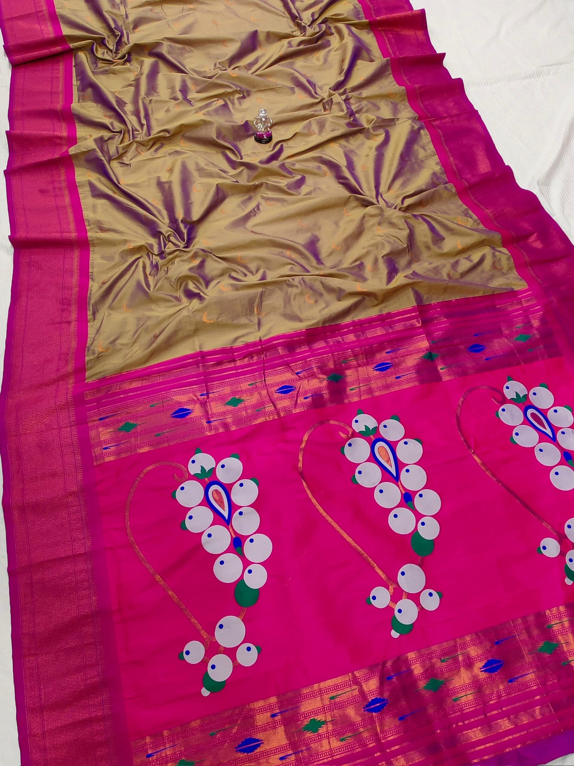 Nath Pallu Chandrakor Paithani Mehendi Pink Nath Pallu Chandrakor Paithani Mehendi Pink