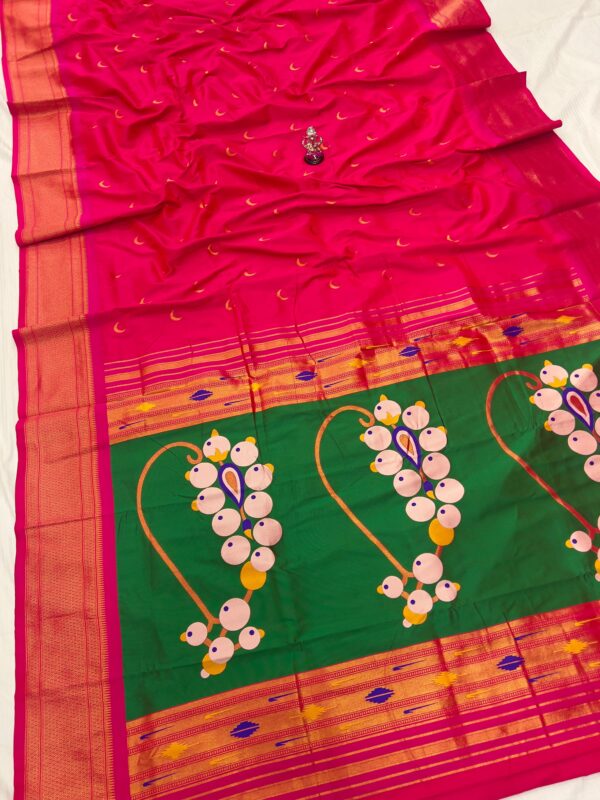 Nath Pallu Chandrakor Paithani Pink