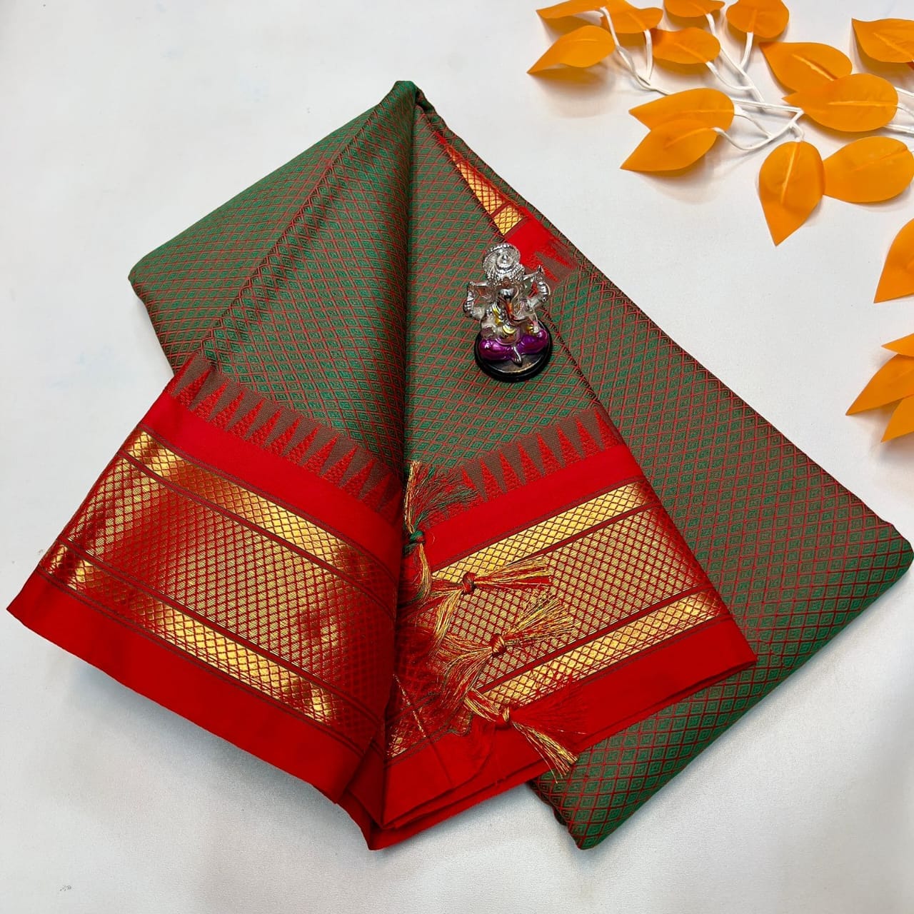 Katki Khan Paithani Saree Grey Red Katki Khan Paithani Saree Grey Red