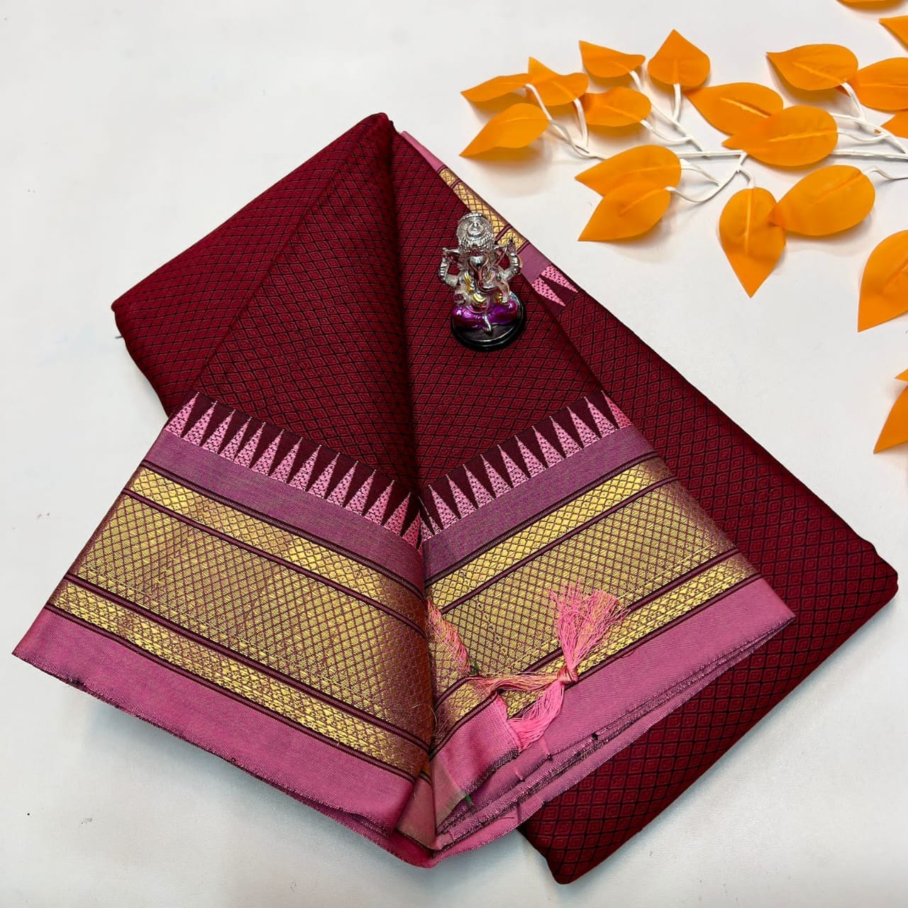Katki Khan Paithani Saree Maroon Katki Khan Paithani Saree Maroon