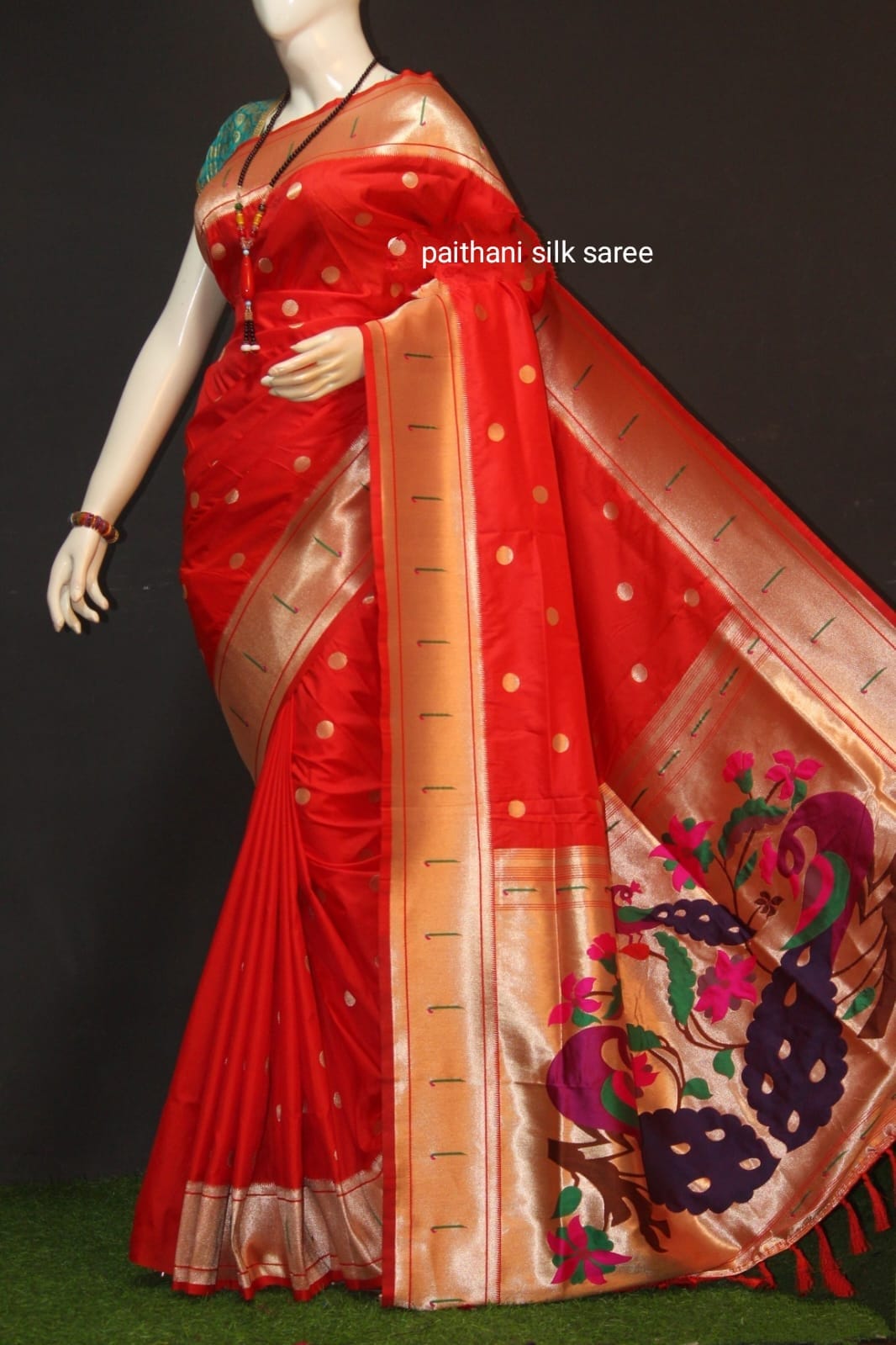 Single Muniya Border Paithani Red Red Single Muniya Border Paithani