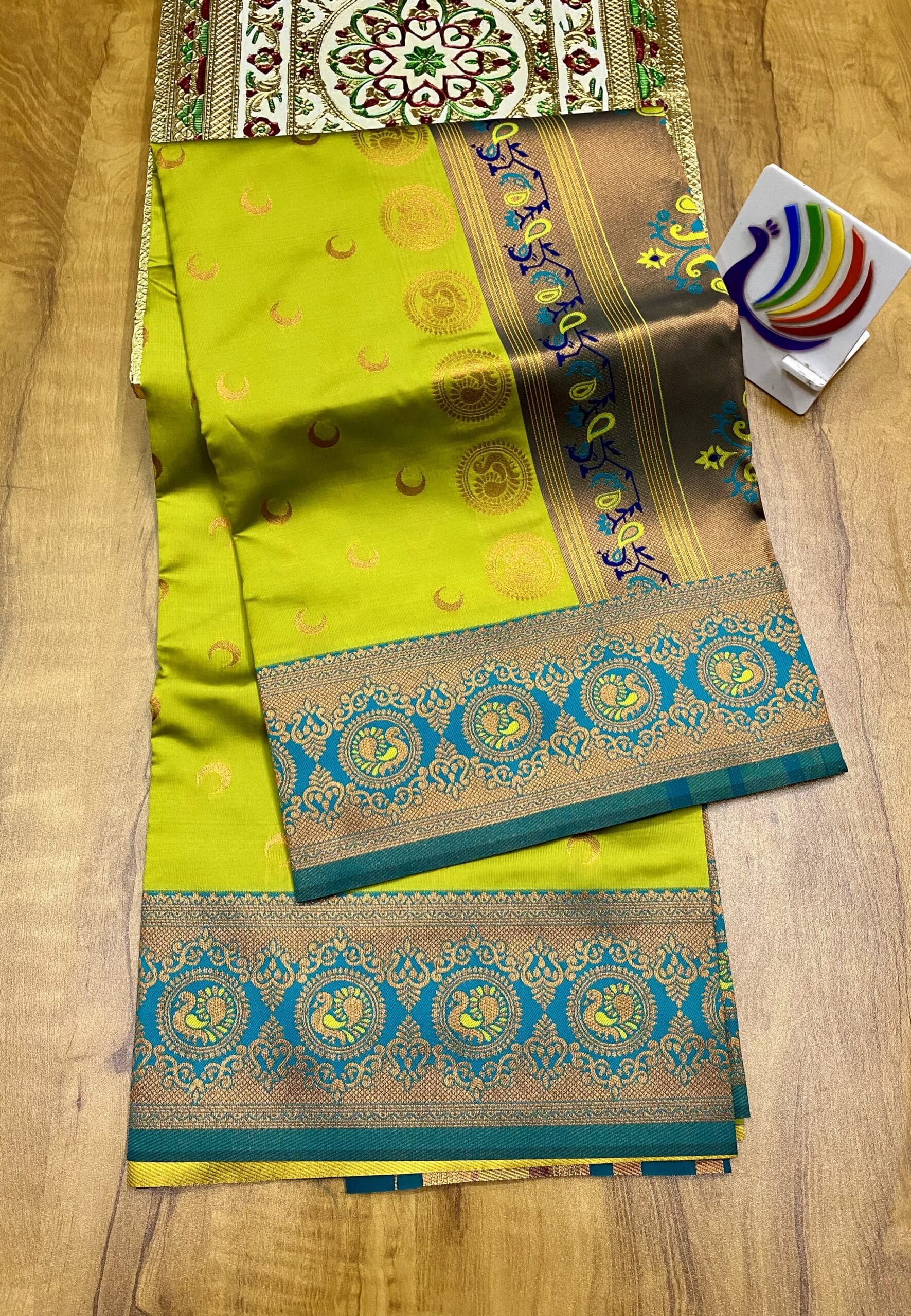 Chandrakor Brocade Paithani Yellowish Green Chandrakor Brocade Paithani Yellowish Green