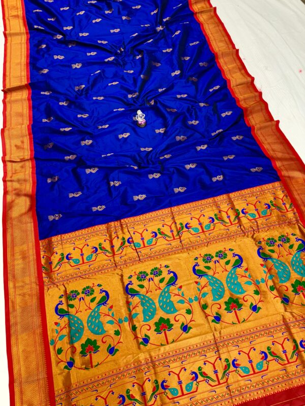 Mayuri Kadiyal Paithani Blue