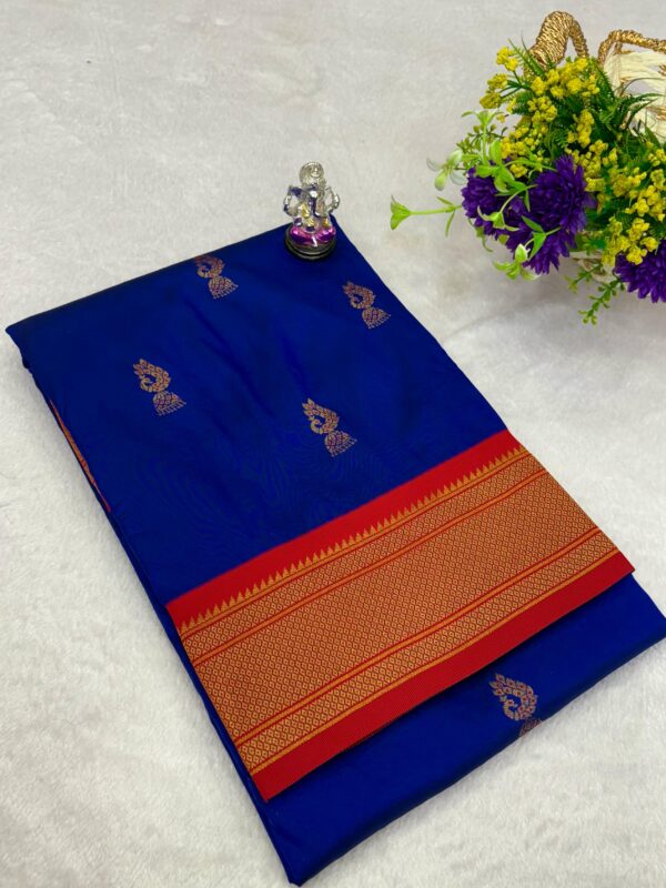 Mayuri Kadiyal Paithani Blue S