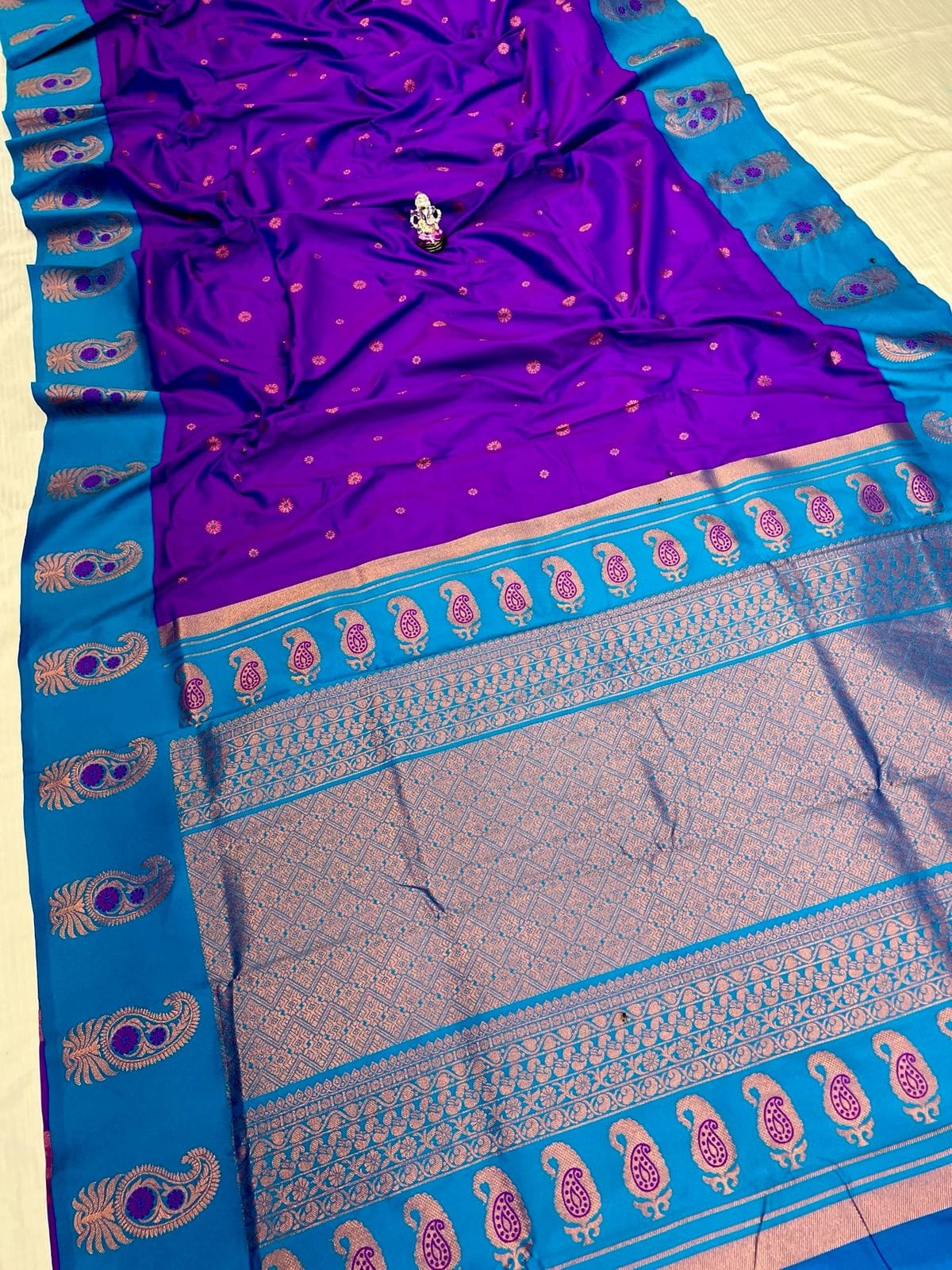Tana Silk Brocade Paithani Sarees Bluish Purple Main