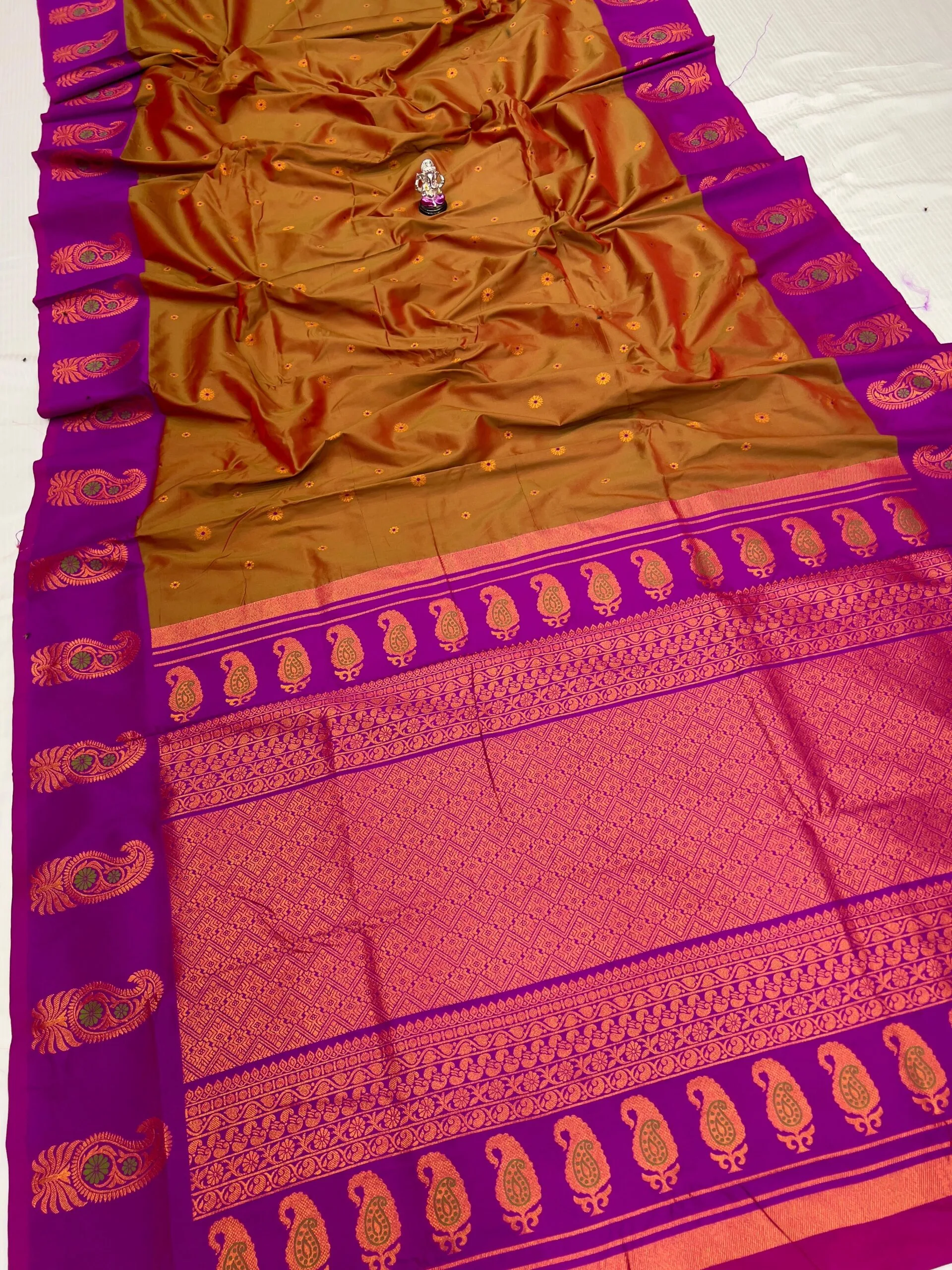Tana Silk Brocade Paithani Sarees Gold Main