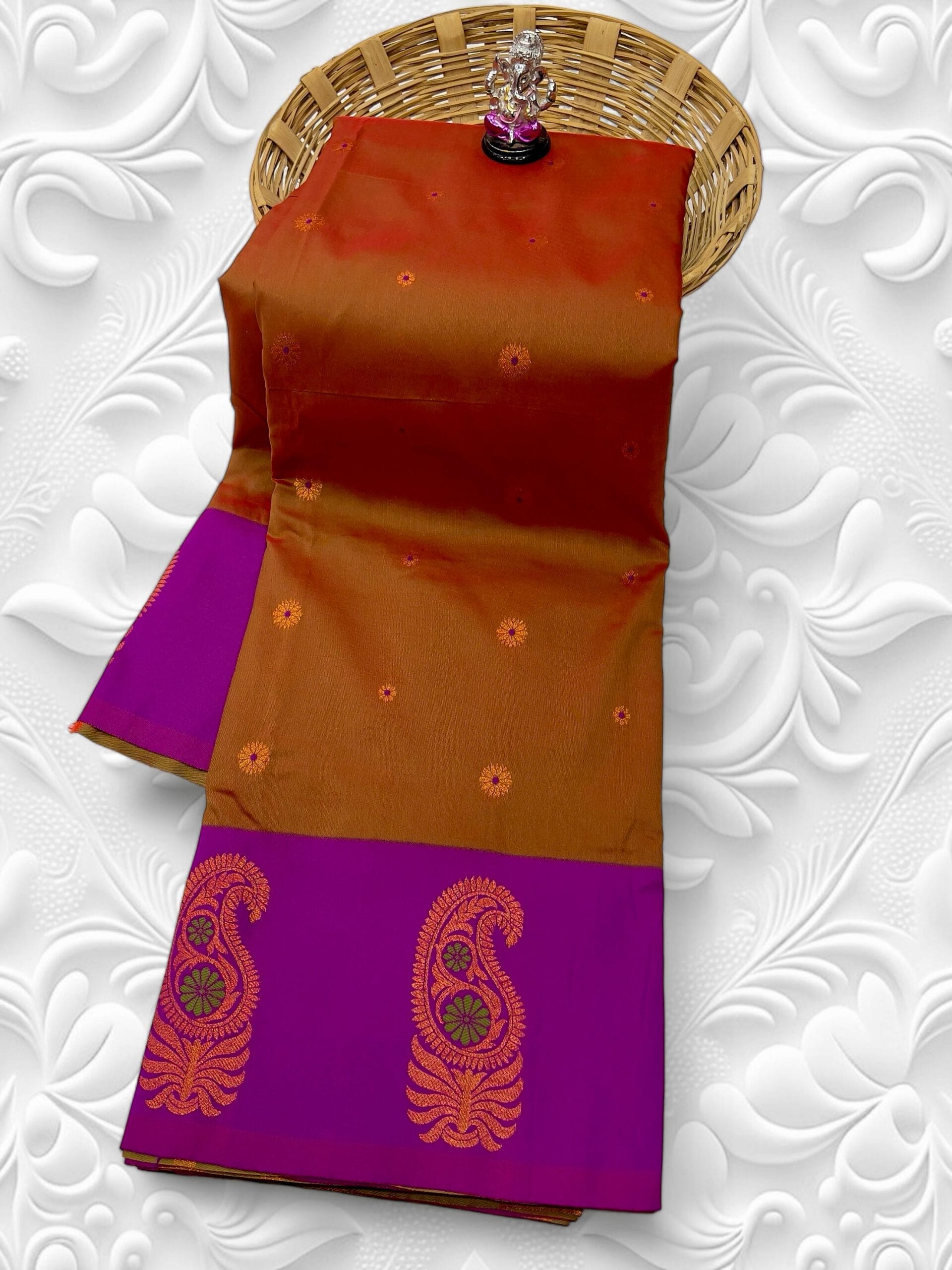 Tana Silk Brocade Paithani Sarees Gold