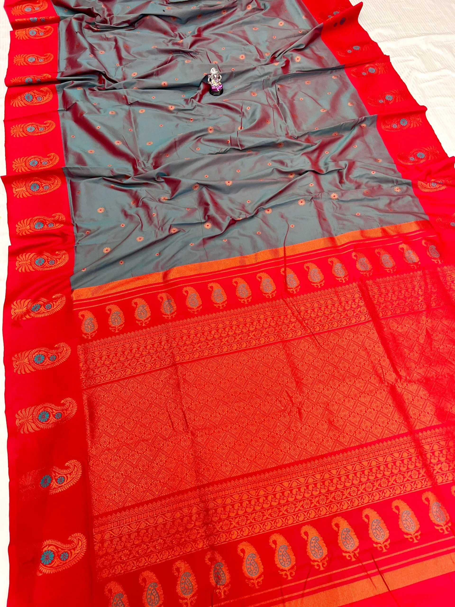 Tana Silk Brocade Paithani Sarees Grey Red Main