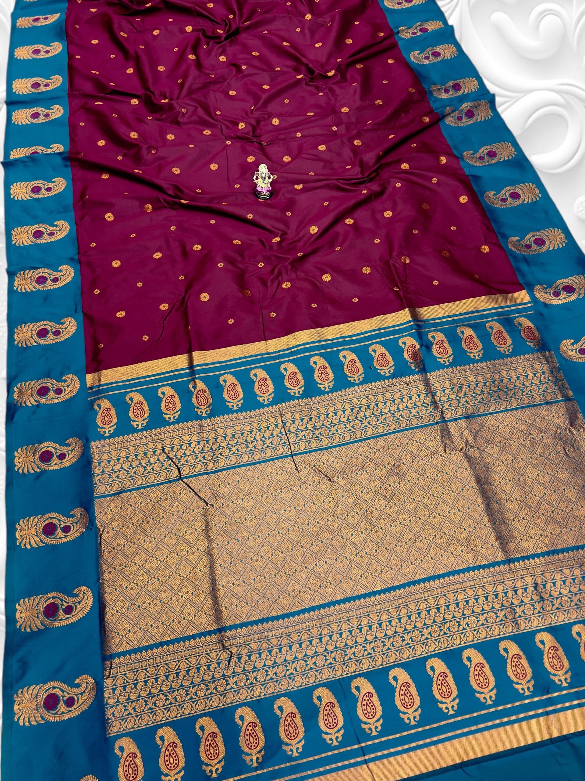 Tana Silk Brocade Paithani Sarees Maroon Main