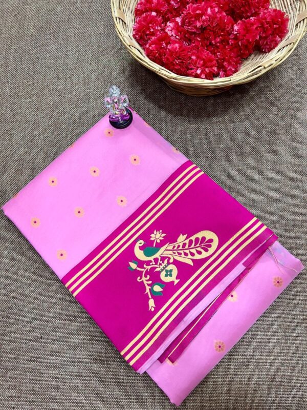 Turning border Paithani Light Pink Short