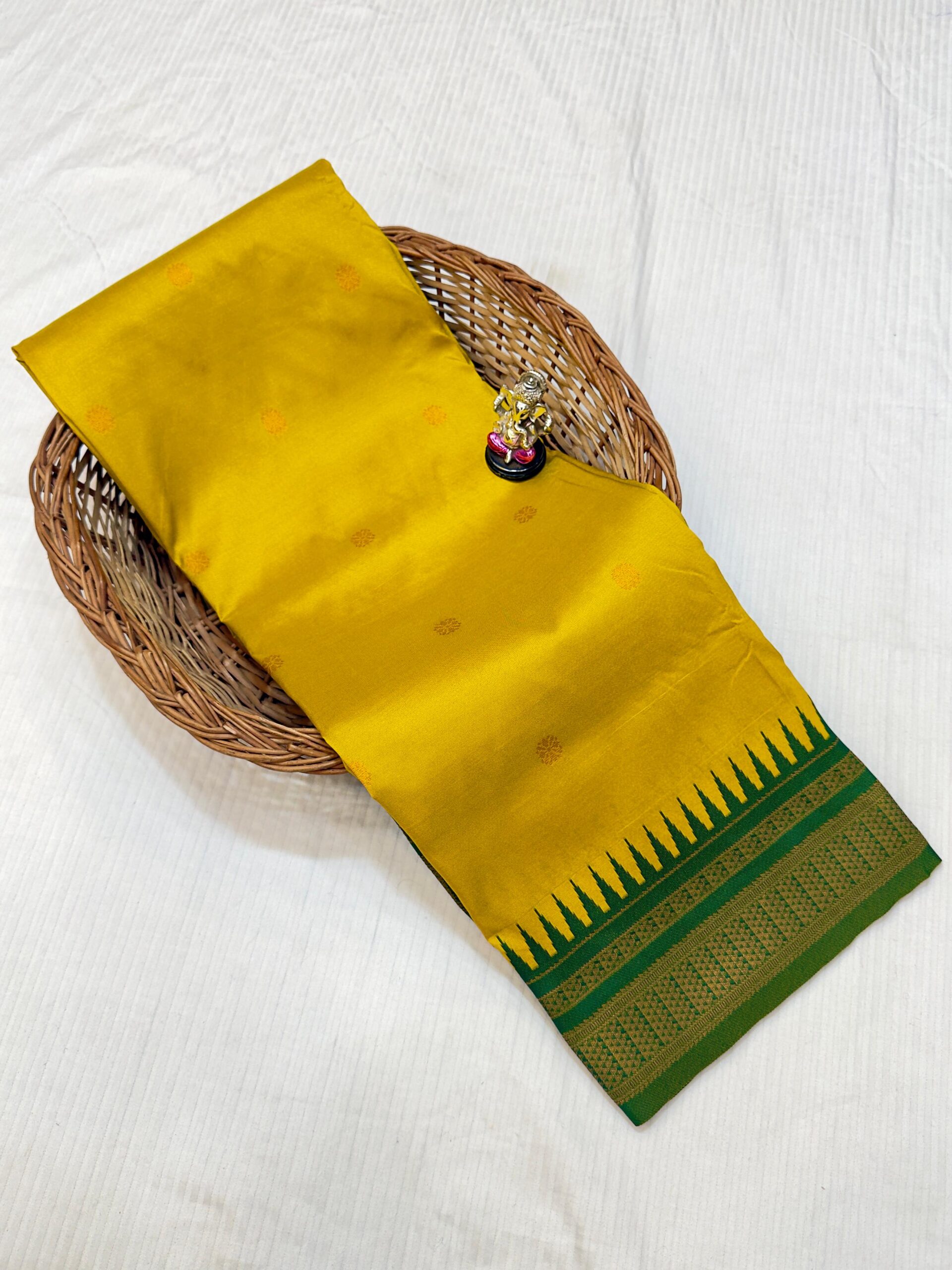 Product image for Elegant Half Silk Irkal Paithani with Contrast Blouse