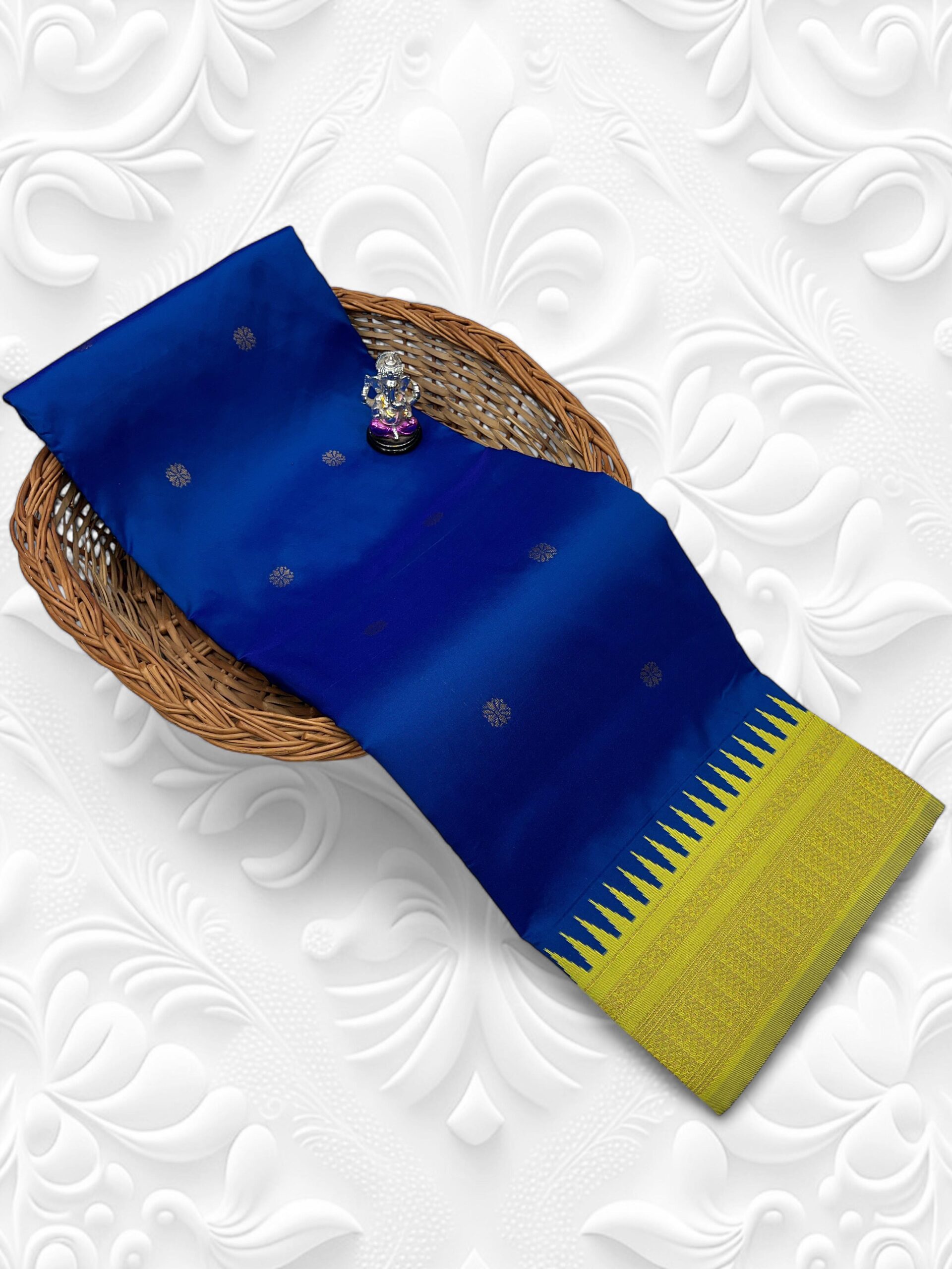 Product image for Elegant Half Silk Irkal Paithani with Contrast Blouse