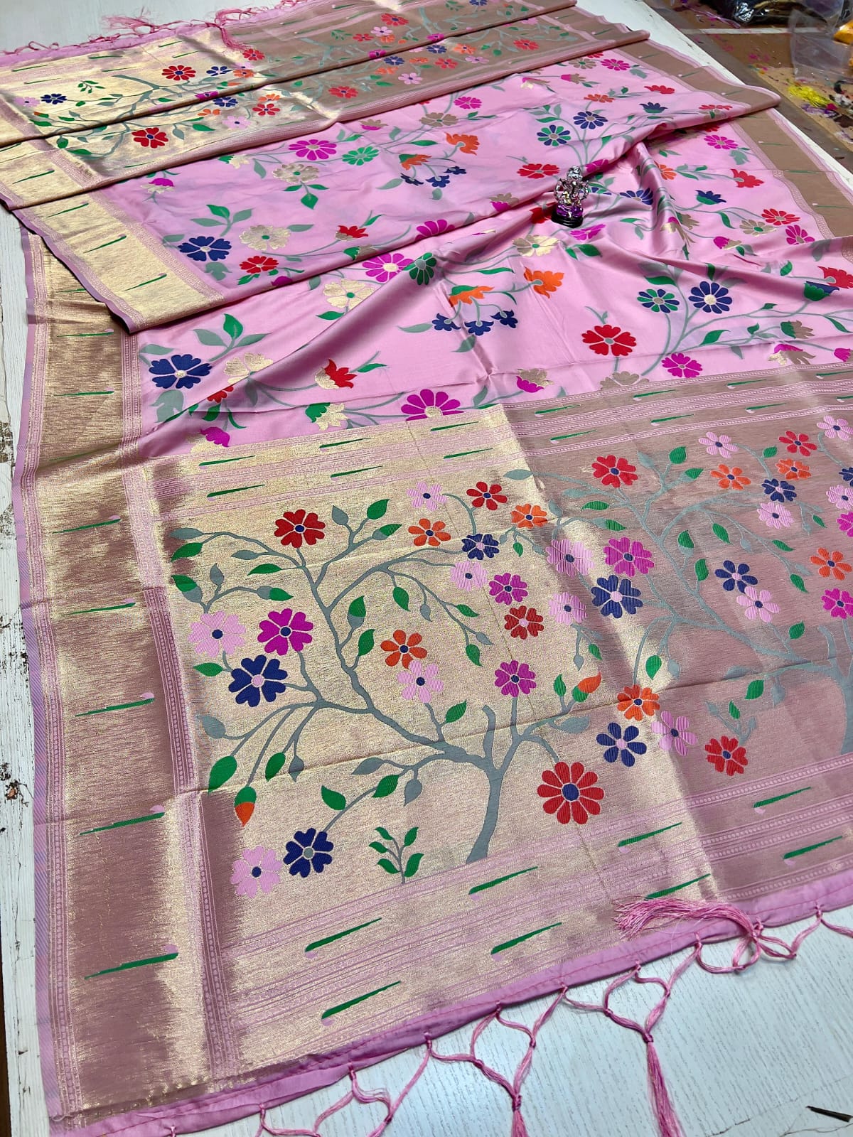 Fancy Flower Dupatta – Premium Banarsi Silk