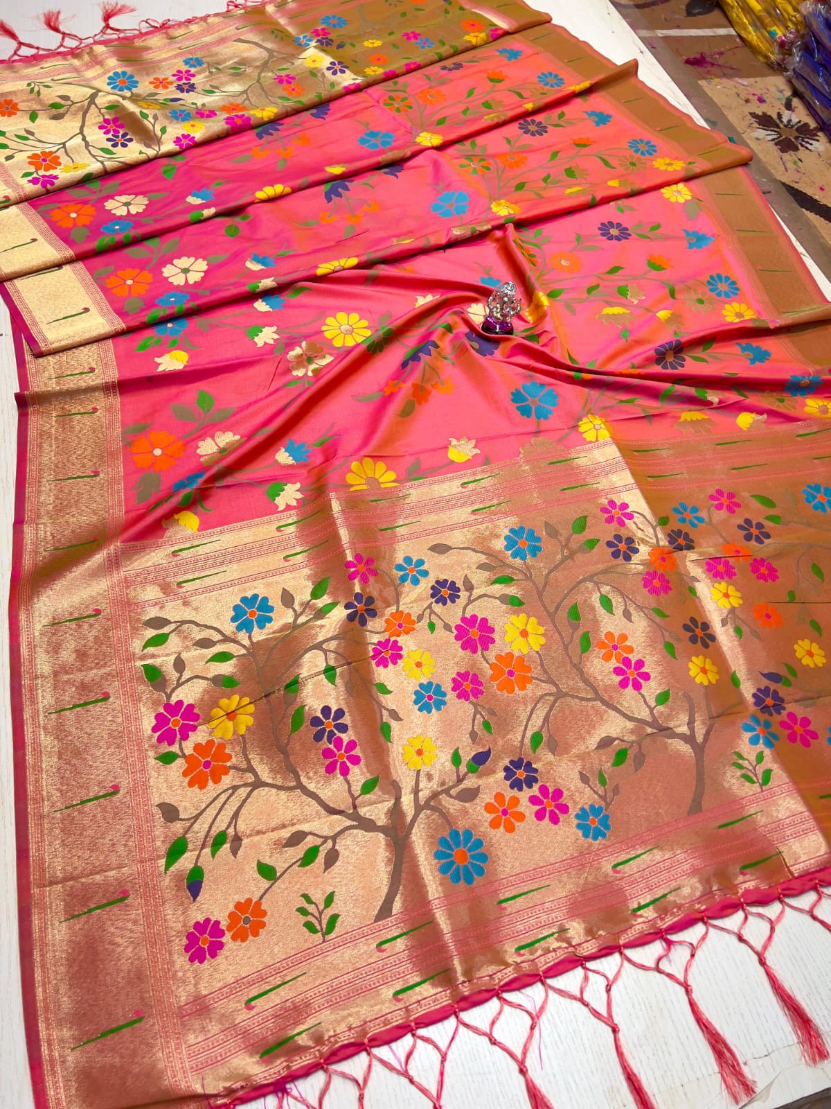 Fancy Flower Dupatta – Premium Banarsi Silk
