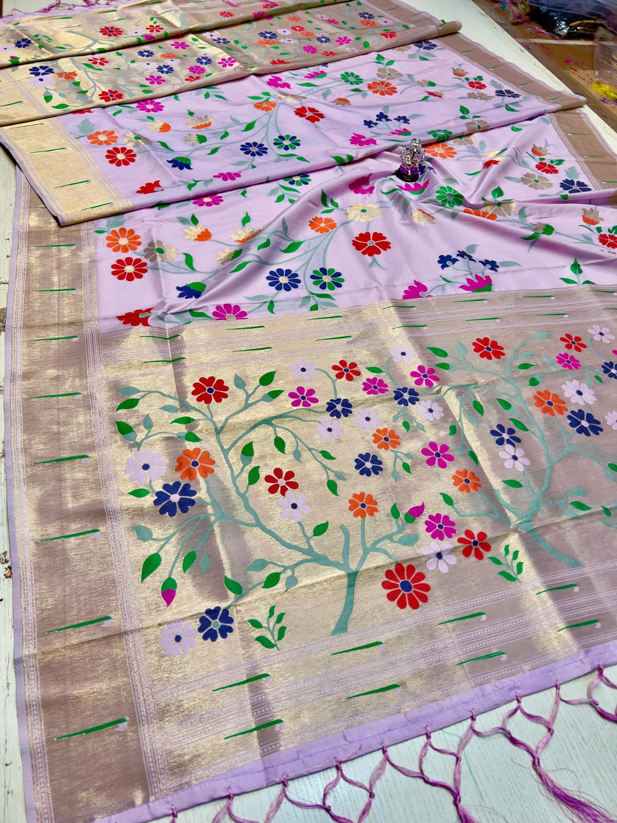 Fancy Flower Dupatta – Premium Banarsi Silk