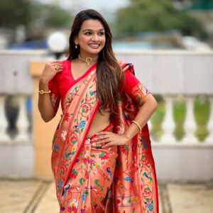 Red Kanjivaram Paithani Zoom