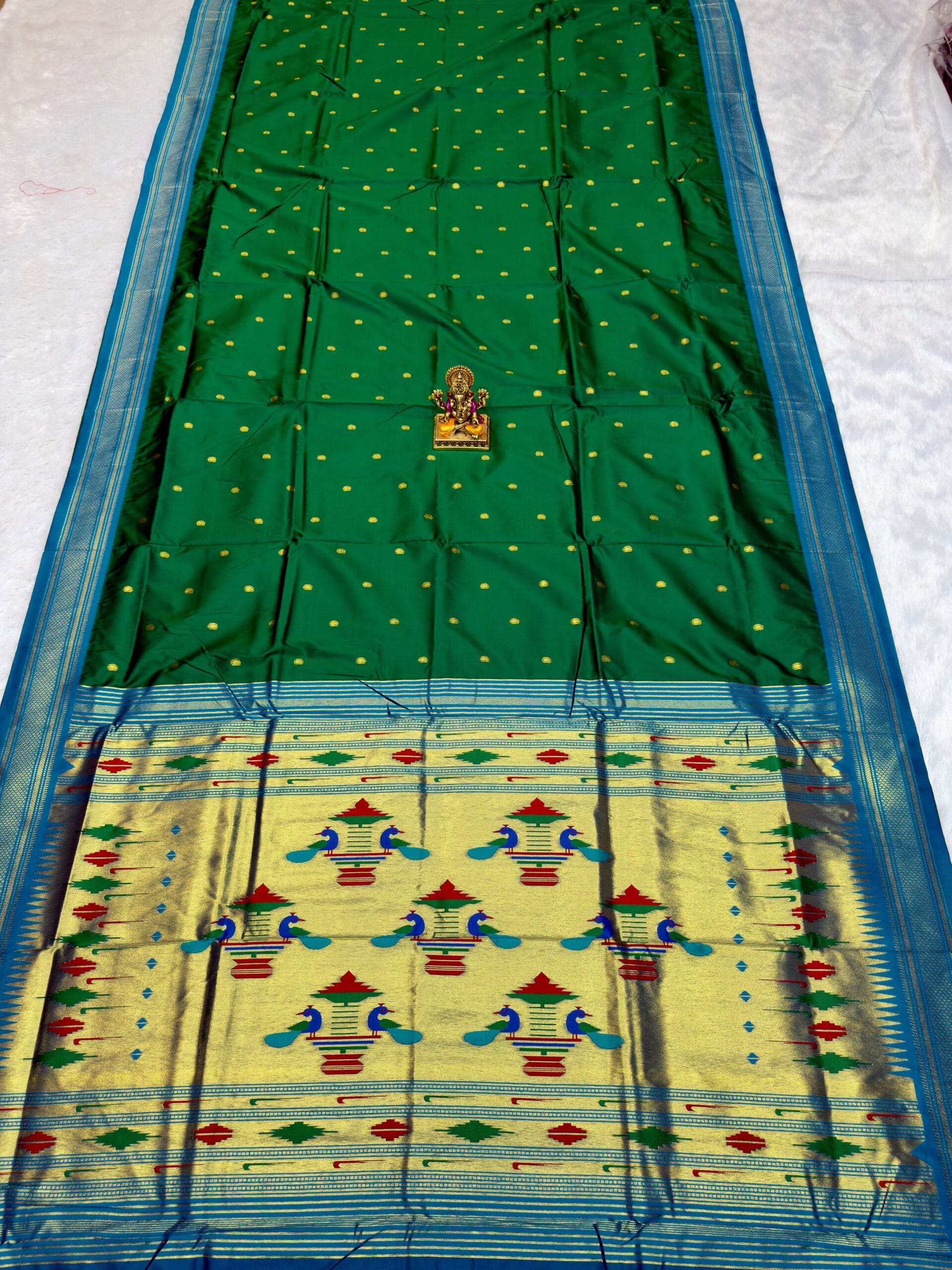 Semi Double Pallu Traditional 9 Vaar Paithani for Women