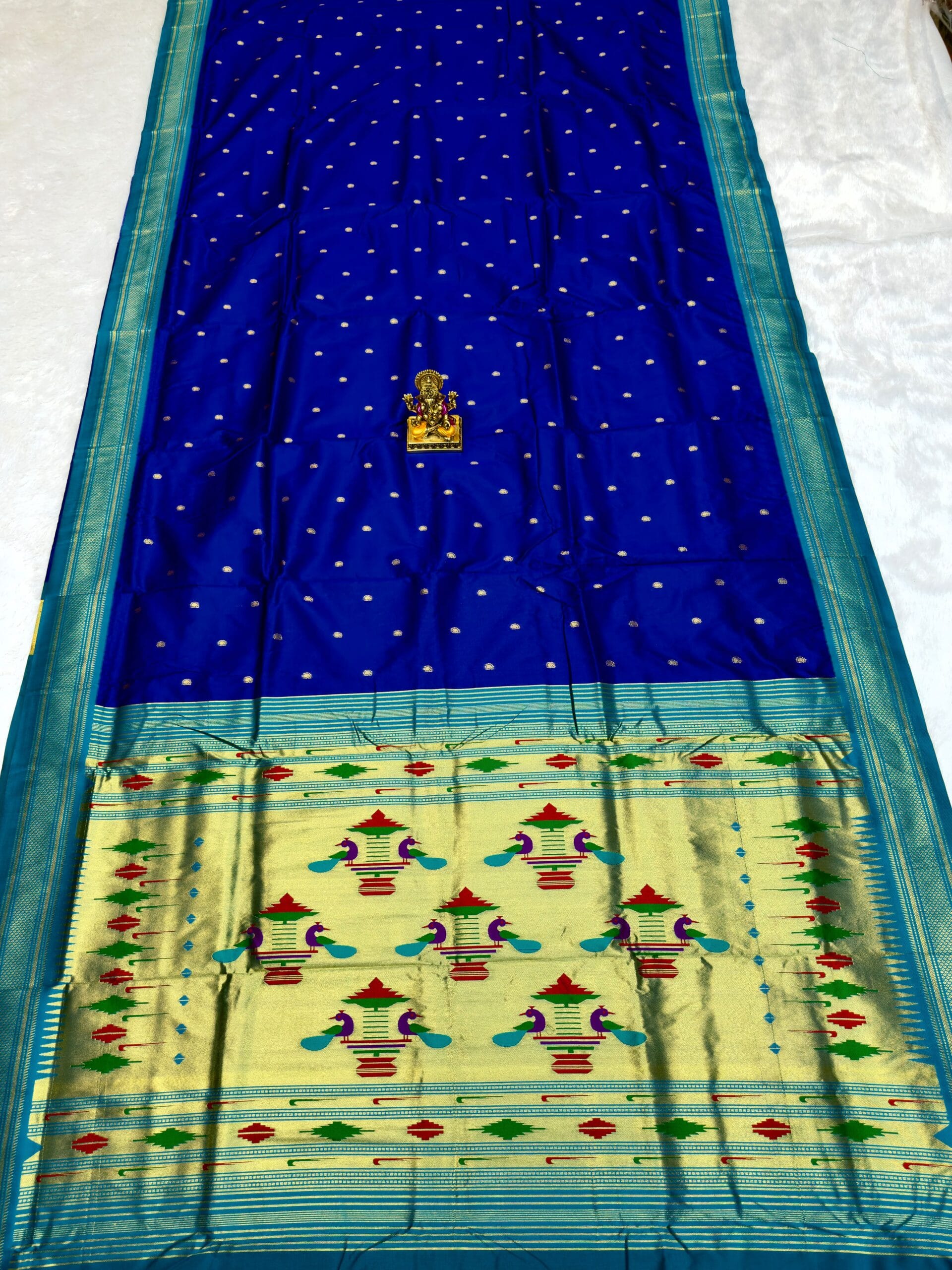Semi Double Pallu Traditional 9 Vaar Paithani for Women