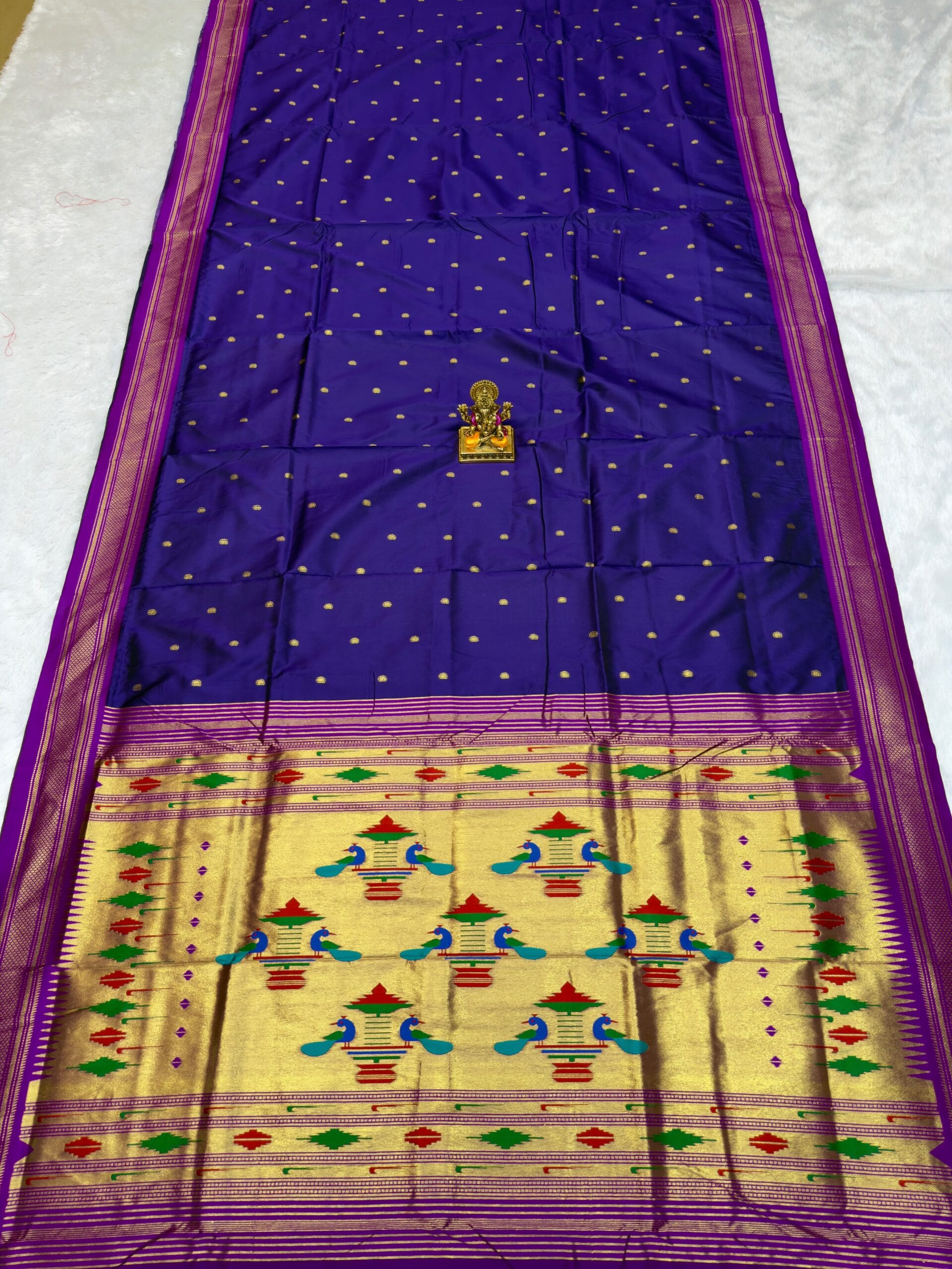 Semi Double Pallu Traditional 9 Vaar Paithani for Women