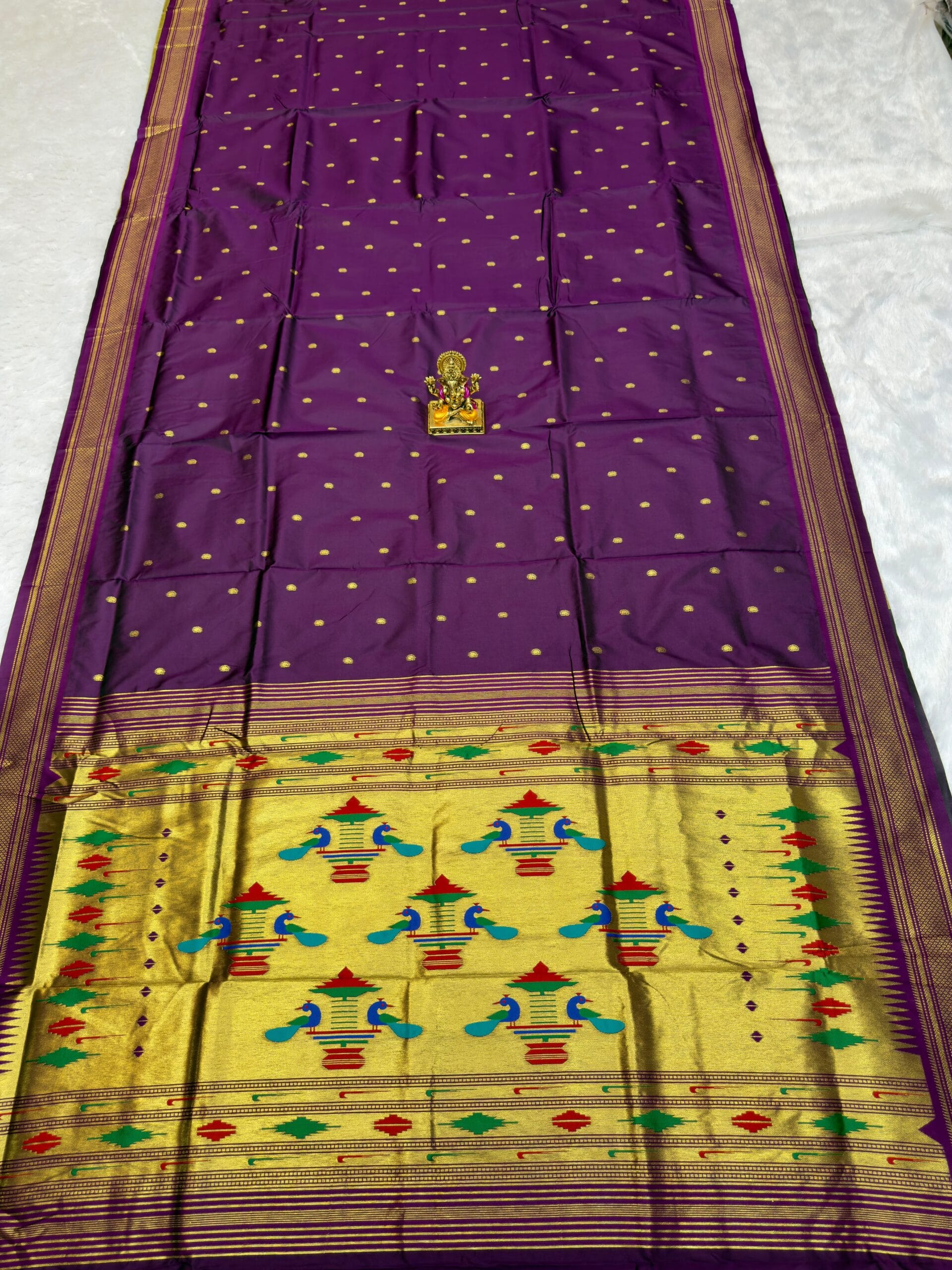 Semi Double Pallu Traditional 9 Vaar Paithani for Women