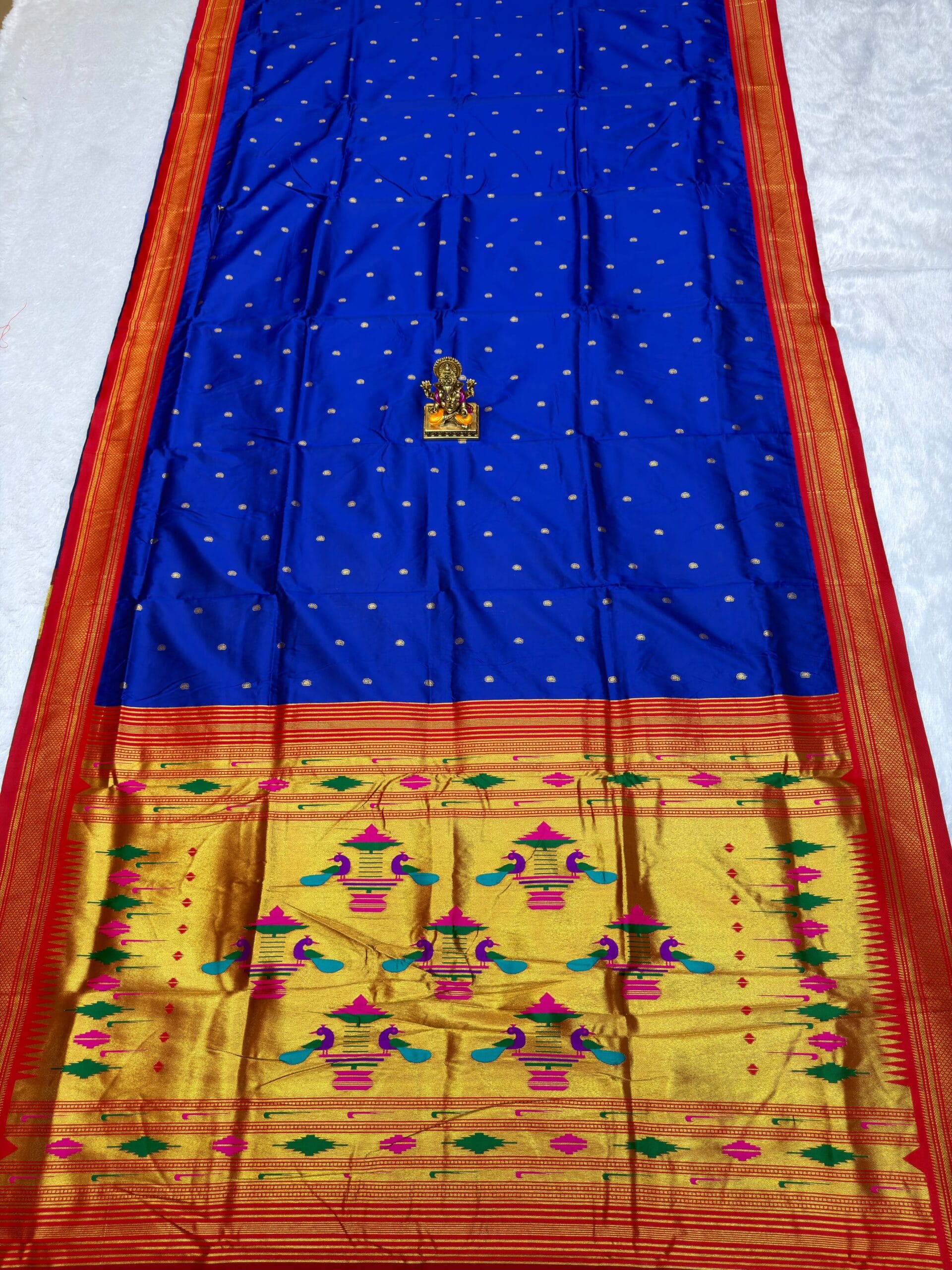 Semi Double Pallu Traditional 9 Vaar Paithani for Women
