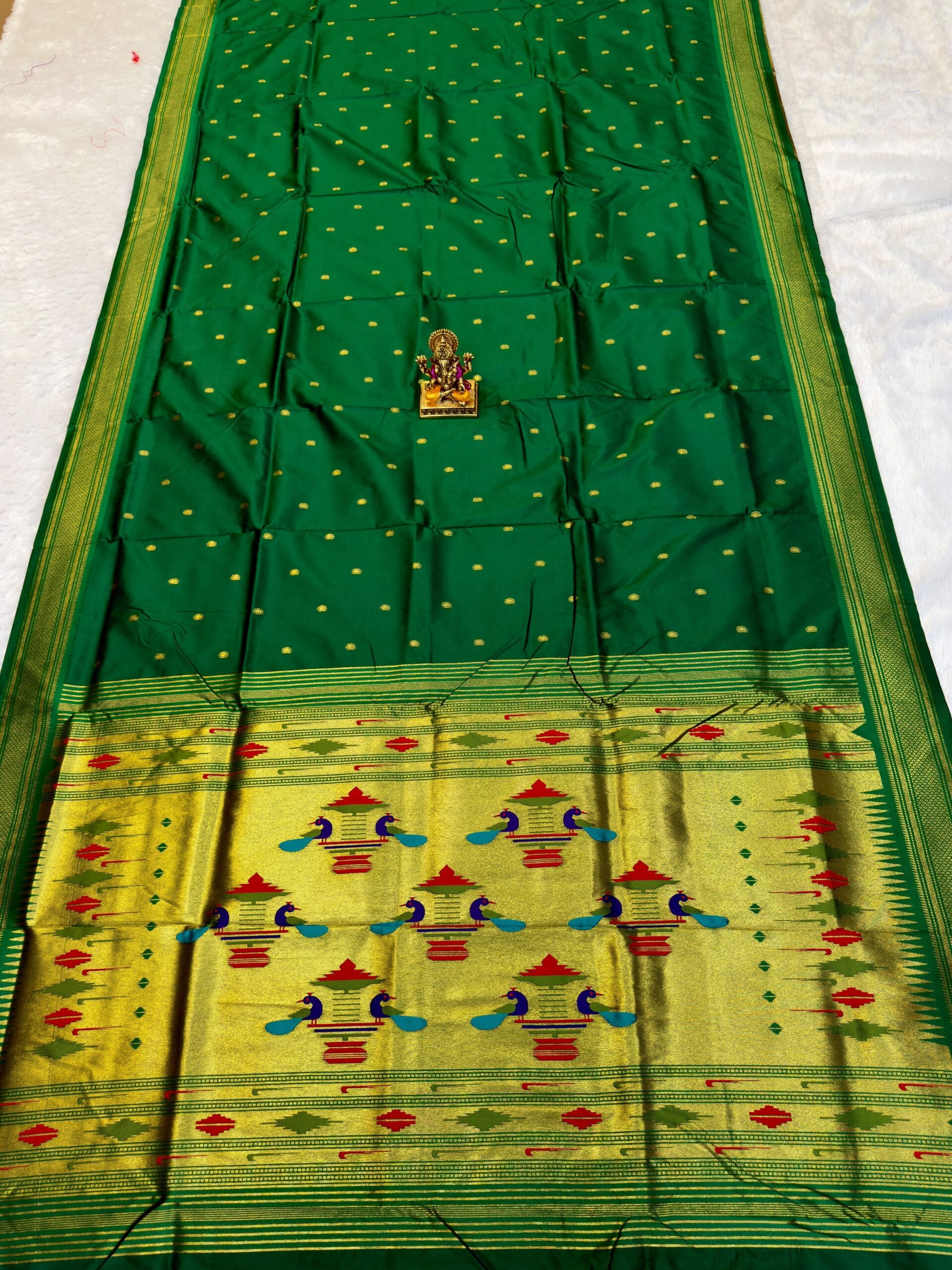 Semi Double Pallu Traditional 9 Vaar Paithani for Women