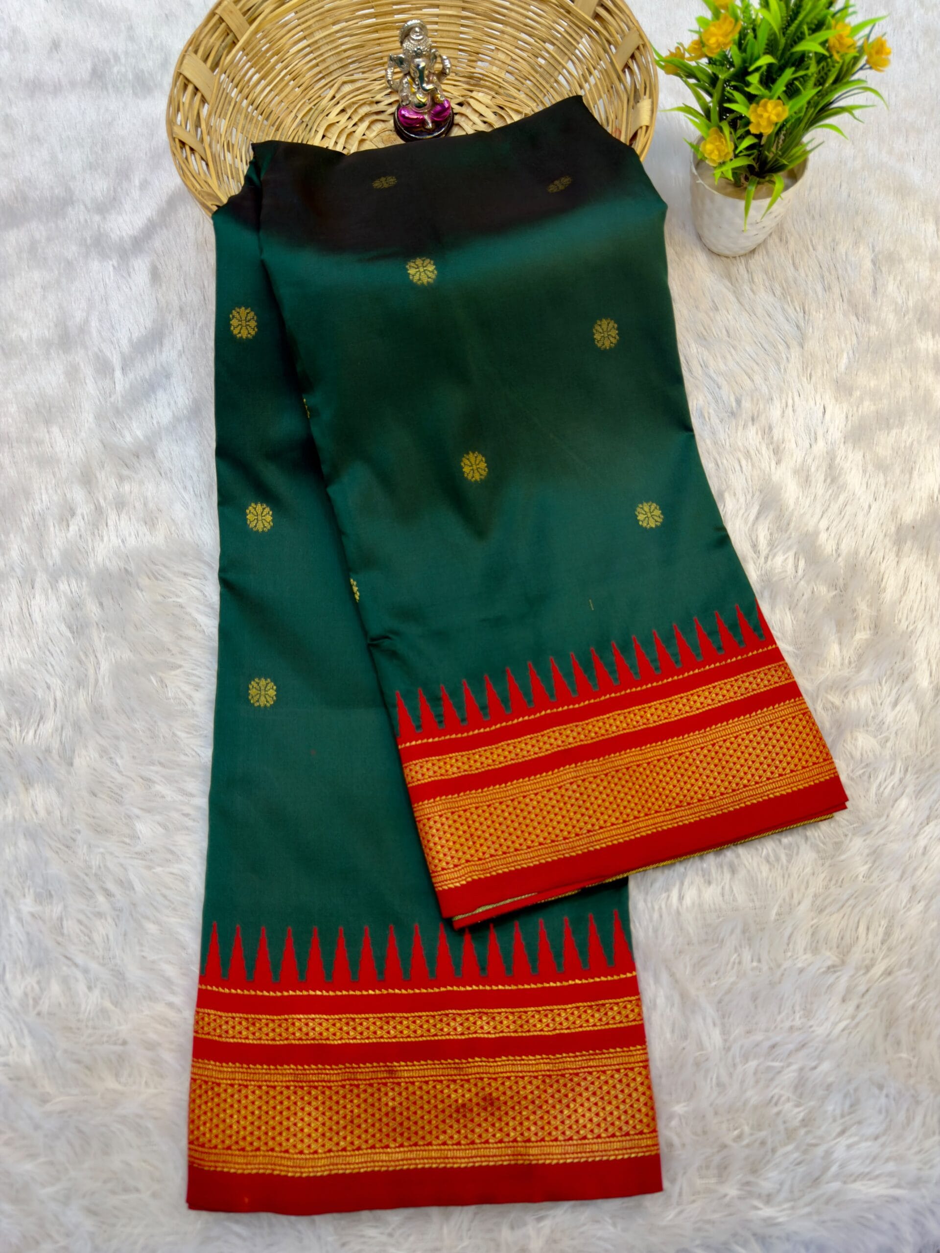 Half Silk Irkal Paithani Saree for Women in elegant green with zari work.